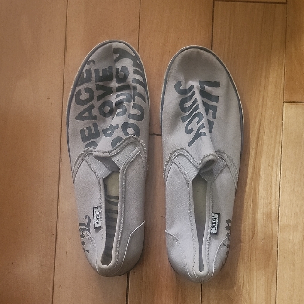 Juicy Couture Gray Slip-On Slippers - Sz 9